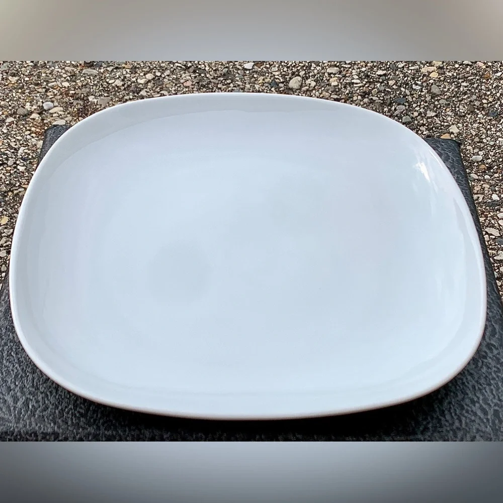 Discontinued White IKEA VARDERA 13286 Soft Angle Square Dinner Plate Replacement
